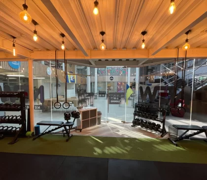 Commercial Privacy Window Film 010