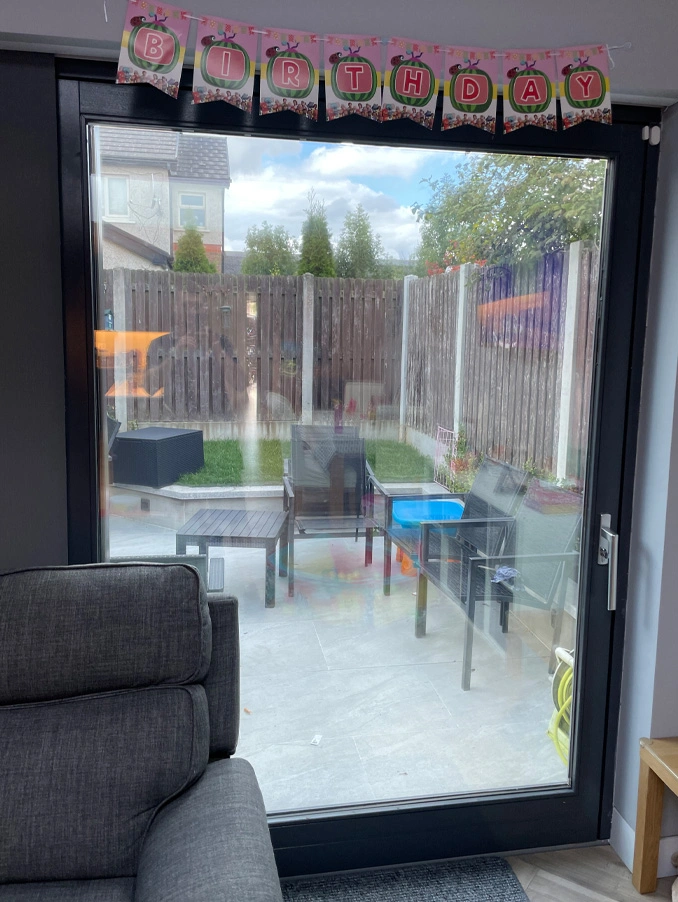 One-Way Mirror Residential 009