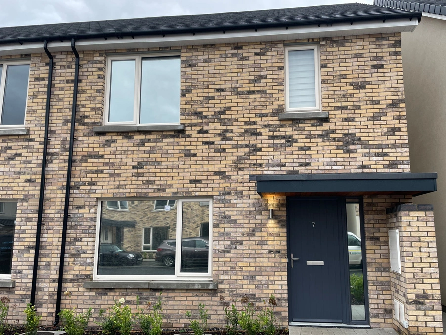 One-Way Mirror Residential 010