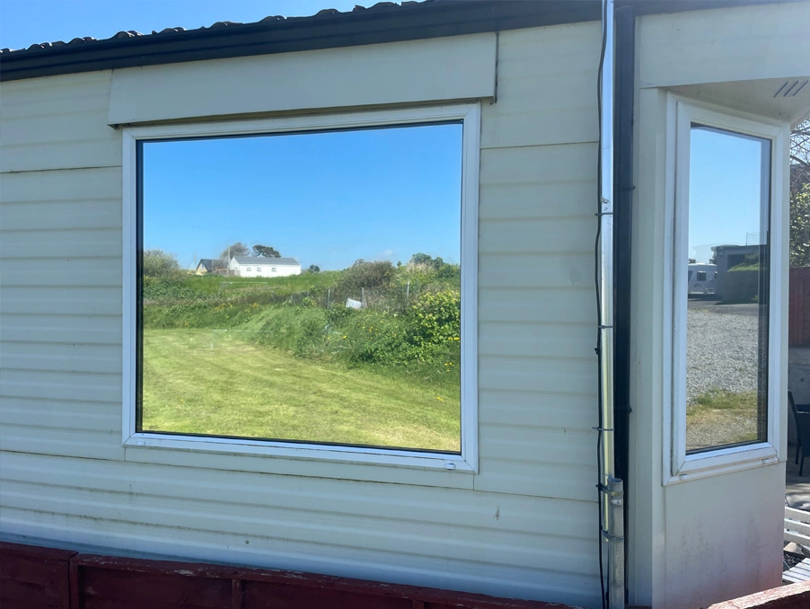 One-Way Mirror Residential 014